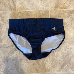 Tracksmith race brief- size medium